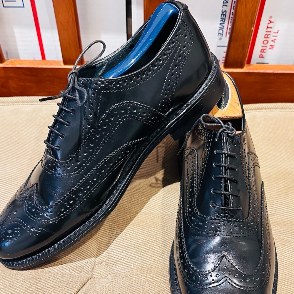 Vintage EXECUTIVE IMPERIAL By Mason Black Leather CORDOVAN Wingtip Shoes.
